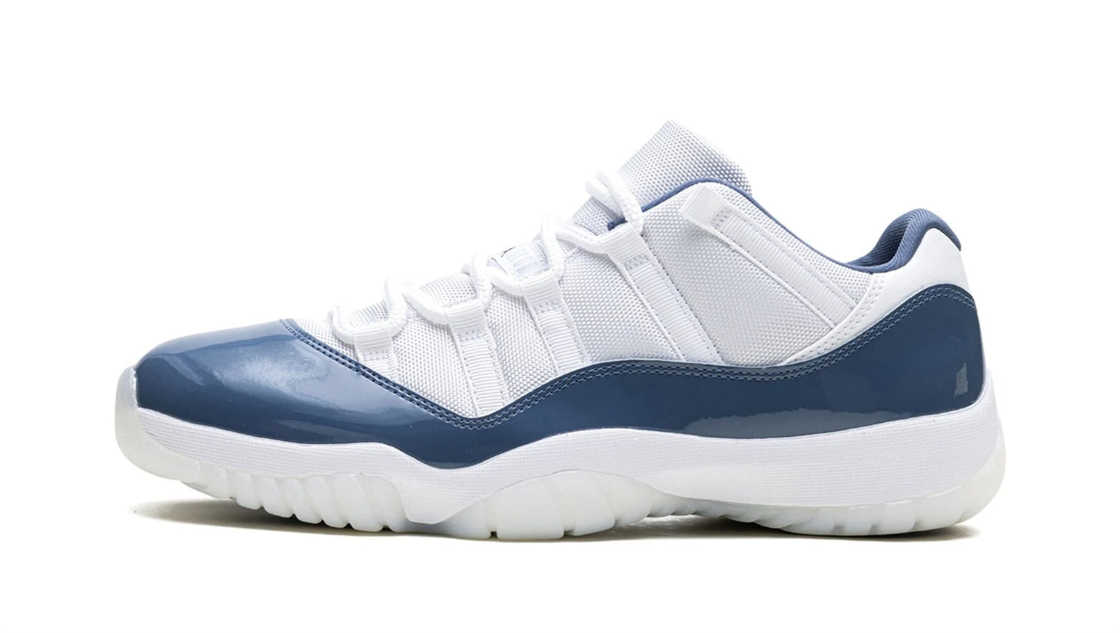 Jordan 11 Retro Low "Diffused Blue"